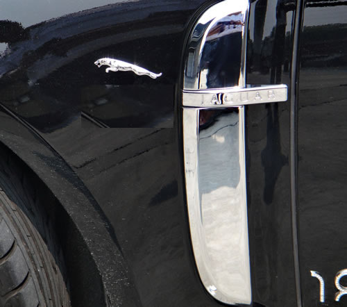 jaguar xf side vents